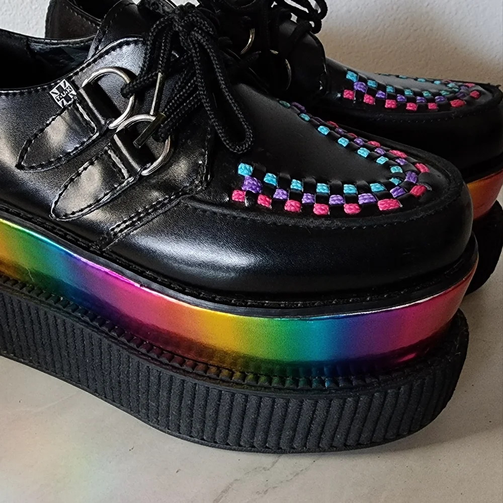 T.U.K. Rare Tuk Black Leather Triple Rainbow Sole Viva Creepers Mondo Size 6